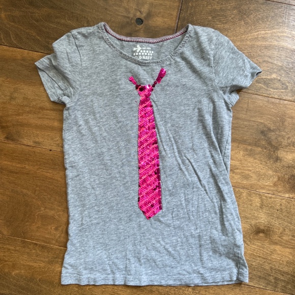 Set of 6 Girl’s Tees & Tanks - Picture 3 of 7